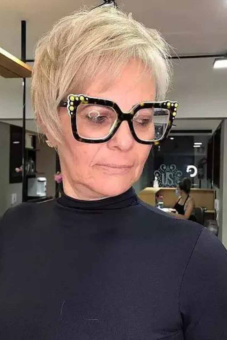 Sitemapcdatahttpsshopinf Inetcomcoupe De Cheveux Femme 60 Ans Visage Ovale Avec Lunette