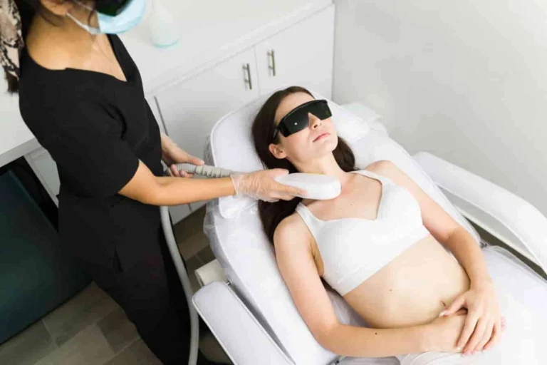 1729171535-lumiere-pulsee-ou-epilation-laser