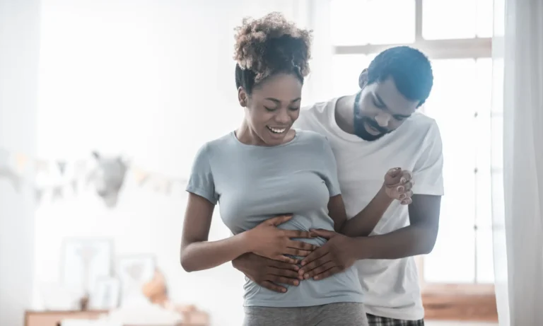 il me prend par la taille signification