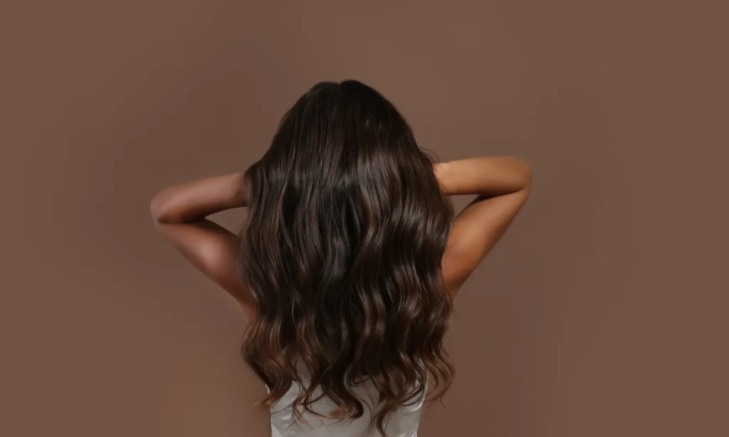 solutions naturelles fait pousser ses cheveux de 20 cm en 1 mois