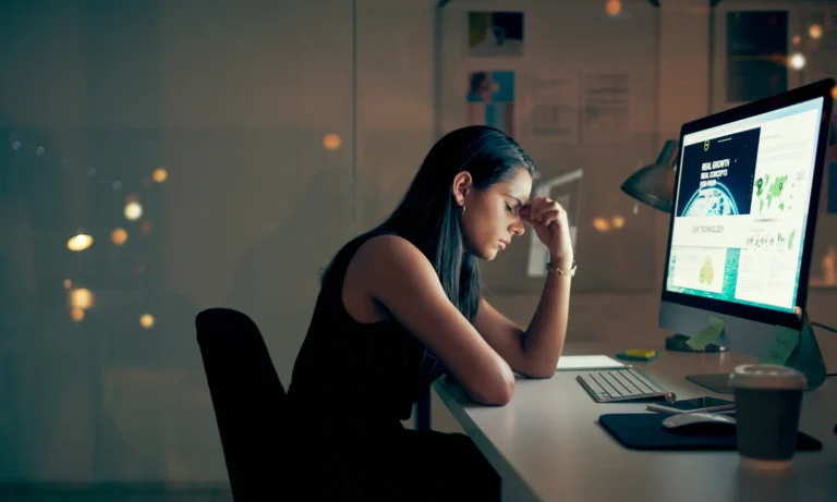 j'en ai marre de tout j'ai envie de partir loin