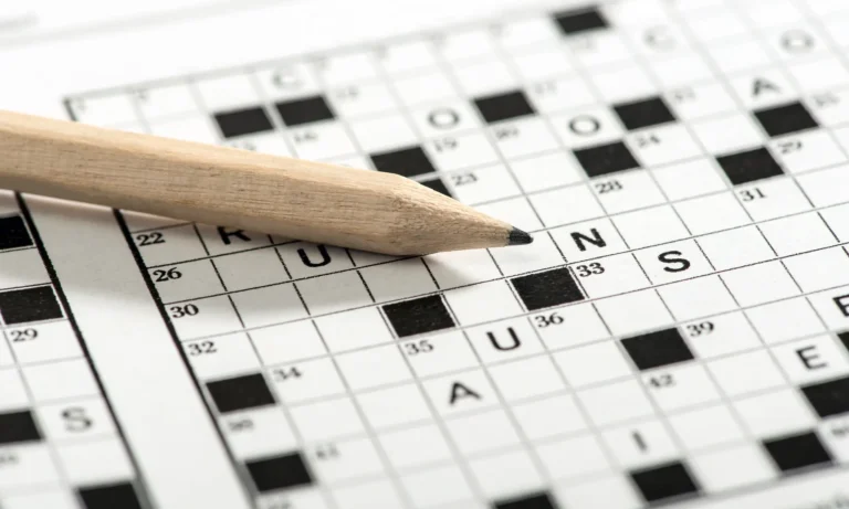 mot lie a la parfumerie en 7 lettres