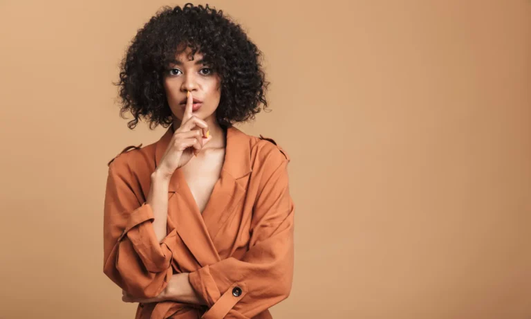 le silence d'une femme peut secouer la conscience d'un homme