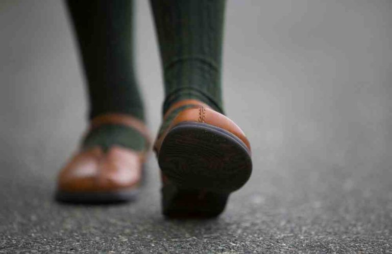 quelles chaussures pour marcher longtemps en ville femme.