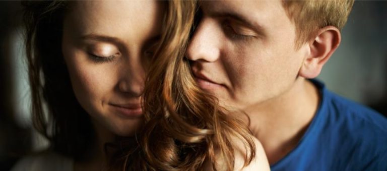 Que signifie quand un homme aime l’odeur d’une femme(1)